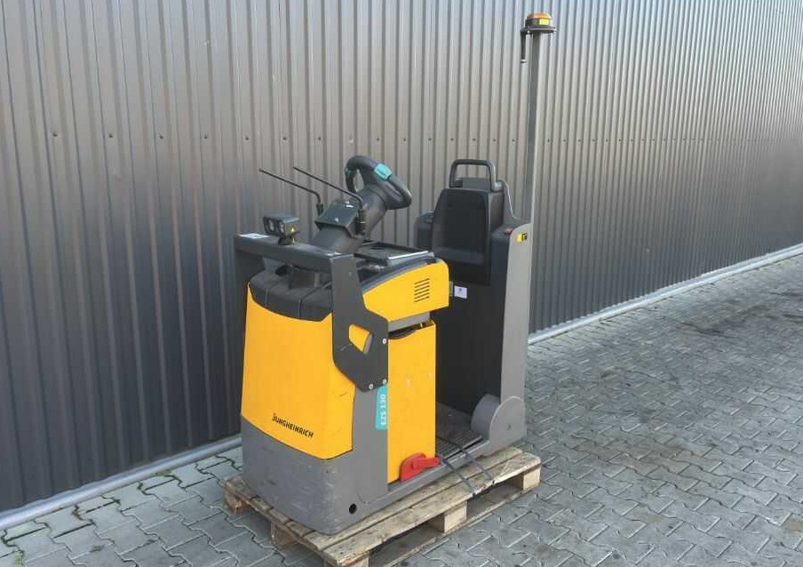 Jungheinrich EZS130 - Складской тягач: фото 1 Jungheinrich EZS130 - Складской тягач: фото 1