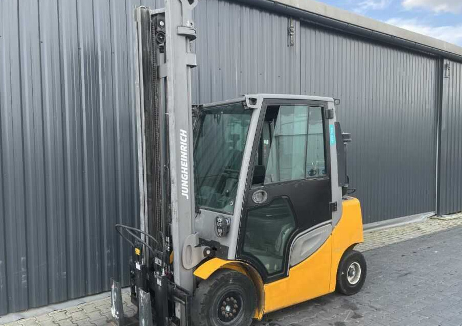 Jungheinrich TFG425s - Газовый погрузчик: фото 1 Jungheinrich TFG425s - Газовый погрузчик: фото 1