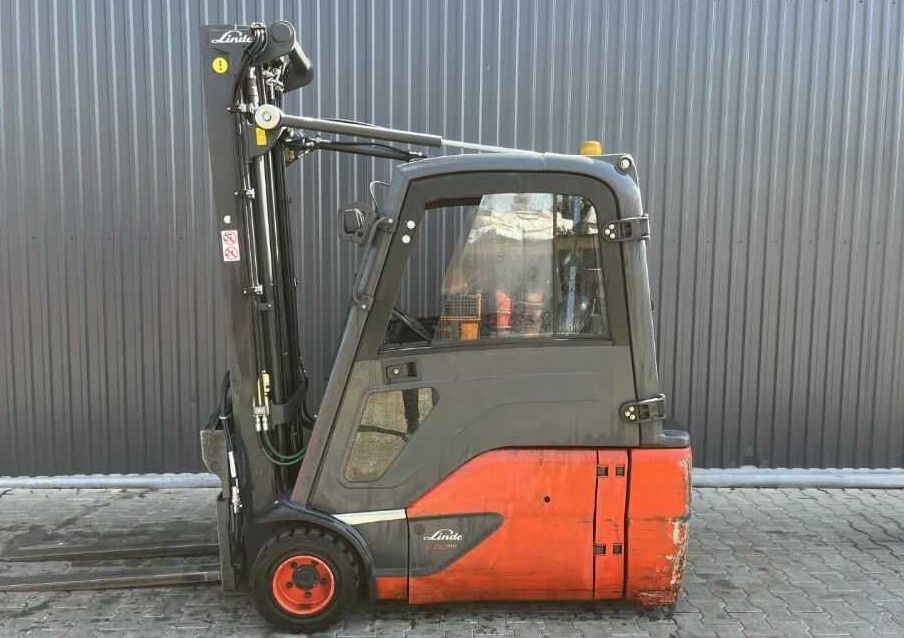 Linde E20L-02 - Электропогрузчик: фото 2 Linde E20L-02 - Электропогрузчик: фото 2