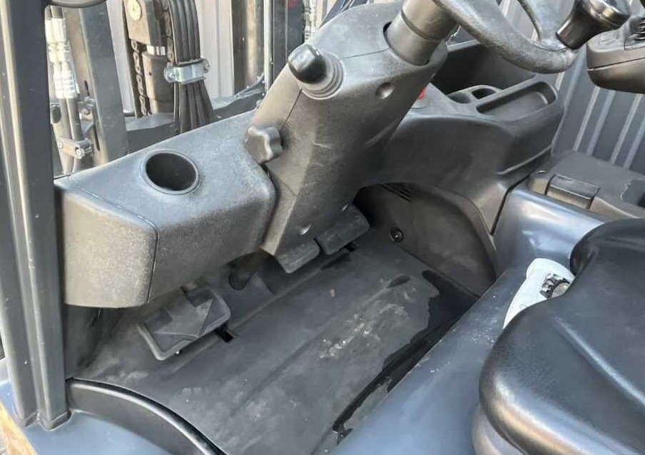 Электропогрузчик Linde E25-01: фото 10 Электропогрузчик Linde E25-01: фото 10