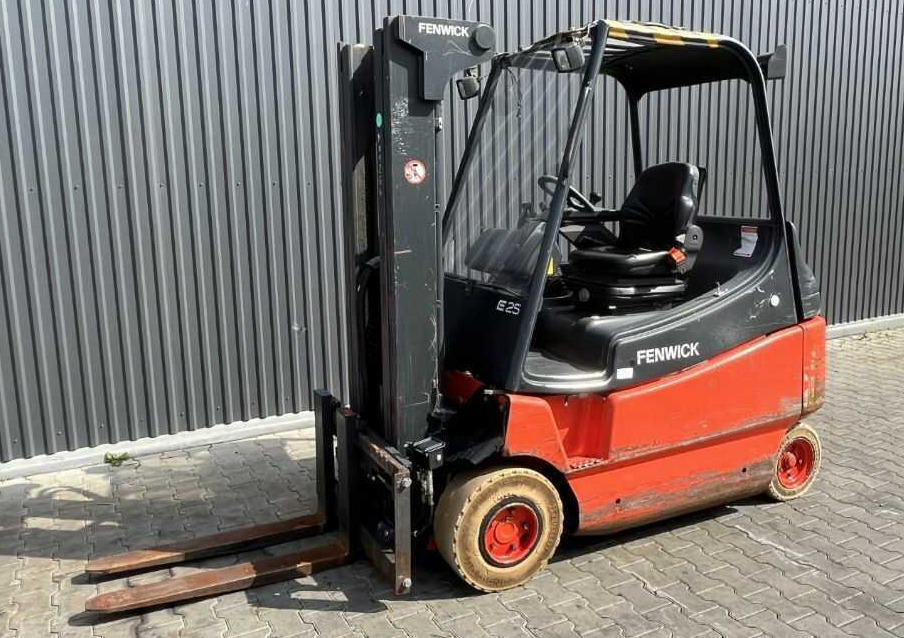 Linde E25 - Электропогрузчик: фото 1 Linde E25 - Электропогрузчик: фото 1