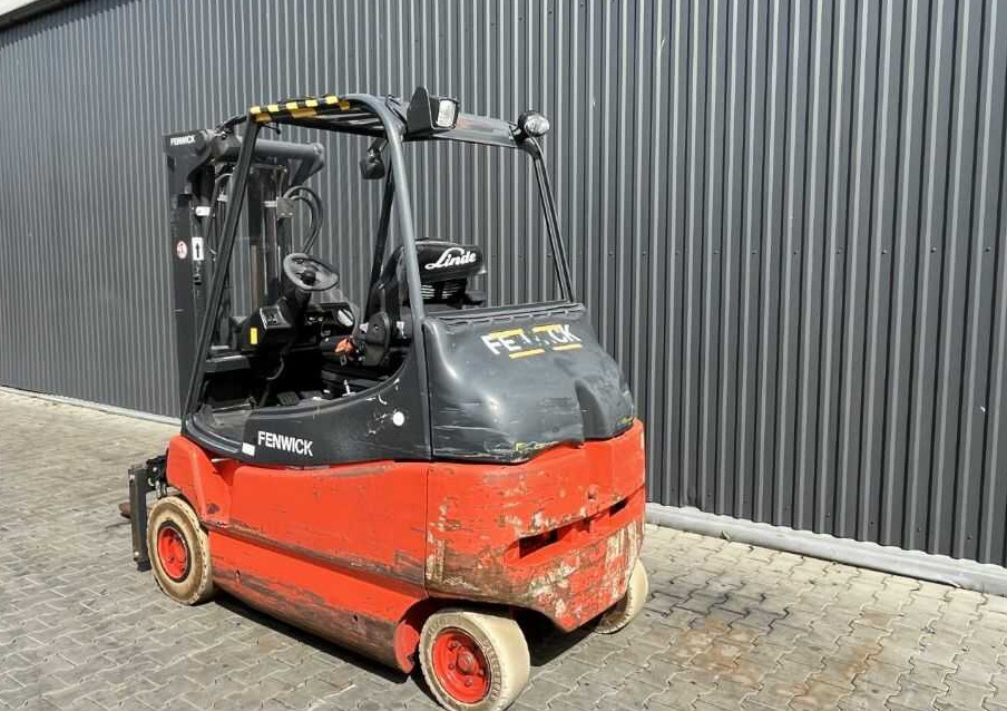 Linde E25 - Электропогрузчик: фото 3 Linde E25 - Электропогрузчик: фото 3