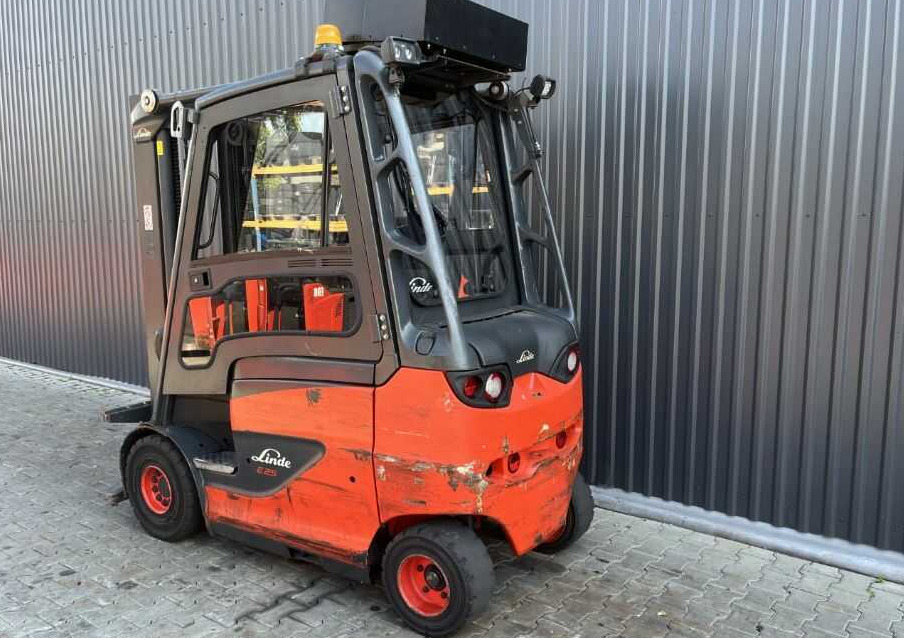 Linde E25H-01/600 - Электропогрузчик: фото 3 Linde E25H-01/600 - Электропогрузчик: фото 3
