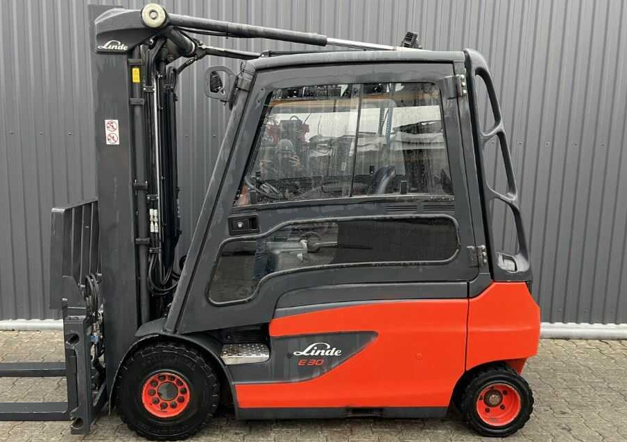 Электропогрузчик Linde E30L-01: фото 10