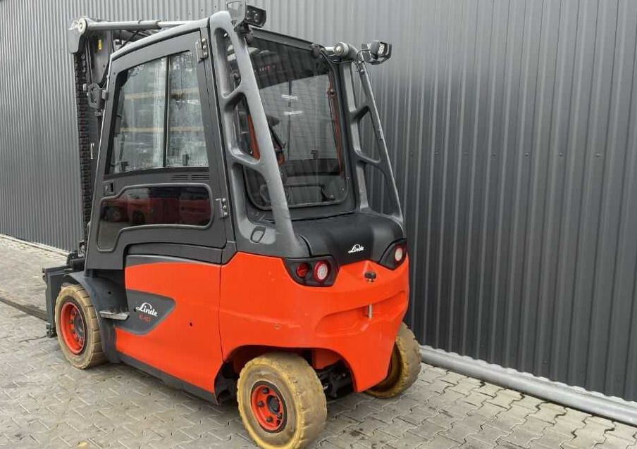 Linde E40H-01/600 - Электропогрузчик: фото 3 Linde E40H-01/600 - Электропогрузчик: фото 3