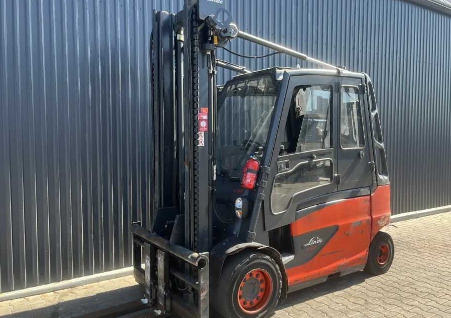 Linde E50HL-01 - Электропогрузчик: фото 1 Linde E50HL-01 - Электропогрузчик: фото 1