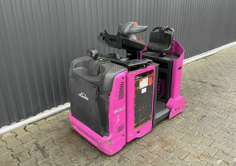 Linde P30C - Складской тягач: фото 1 Linde P30C - Складской тягач: фото 1