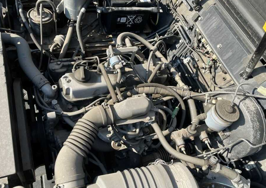 Toyota 2TG20 - Складской тягач: фото 3 Toyota 2TG20 - Складской тягач: фото 3