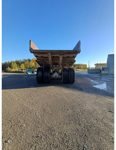 Caterpillar 775F - Карьерный самосвал: фото 5 Caterpillar 775F - Карьерный самосвал: фото 5