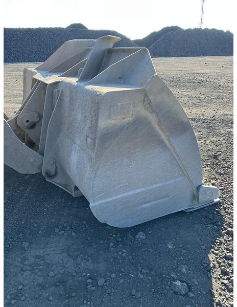 Caterpillar 966MXE - Ковш: фото 4 Caterpillar 966MXE - Ковш: фото 4