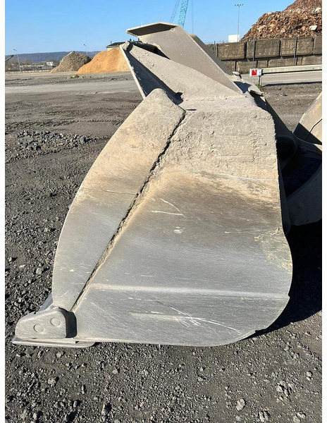 Caterpillar 966MXE - Ковш: фото 2 Caterpillar 966MXE - Ковш: фото 2