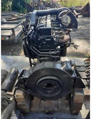 Cummins Cummins 6CTA .9 - Двигатель: фото 4 Cummins Cummins 6CTA .9 - Двигатель: фото 4