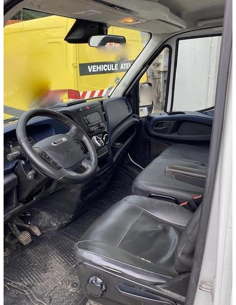 Iveco 35C18 - Самосвал: фото 2 Iveco 35C18 - Самосвал: фото 2