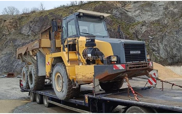 Komatsu HM300-2 - Внедорожный самосвал: фото 2 Komatsu HM300-2 - Внедорожный самосвал: фото 2