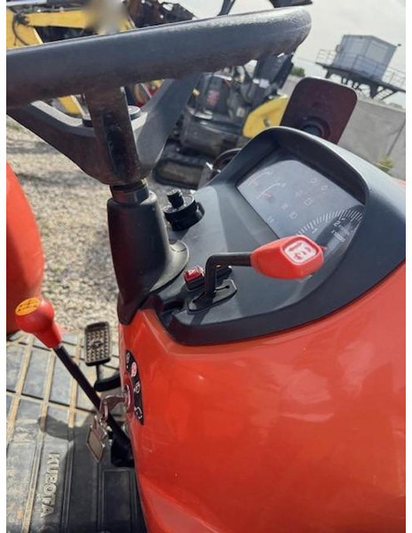 Kubota MK5000 - Трактор: фото 5 Kubota MK5000 - Трактор: фото 5