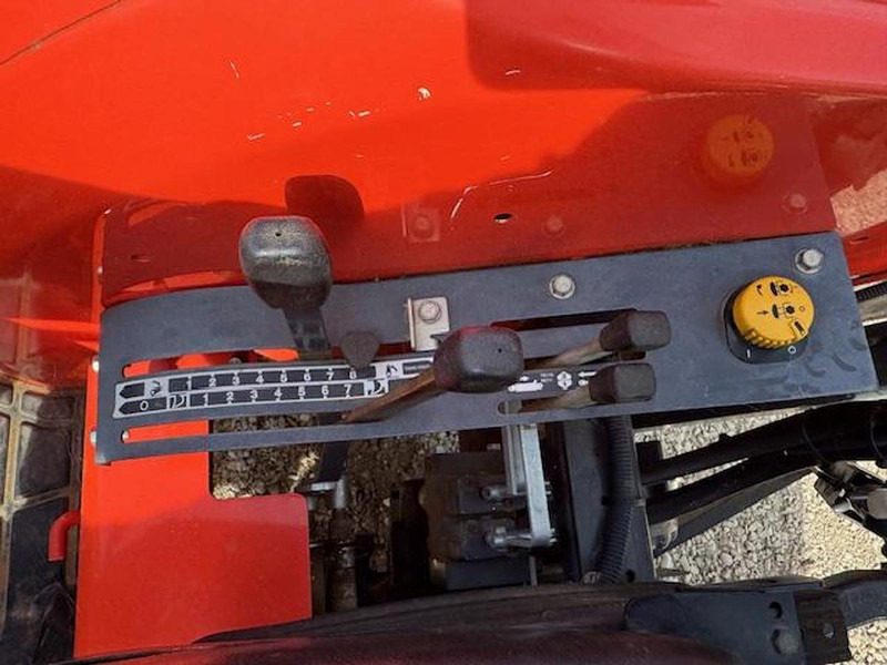 Kubota MK5000 - Трактор: фото 4 Kubota MK5000 - Трактор: фото 4