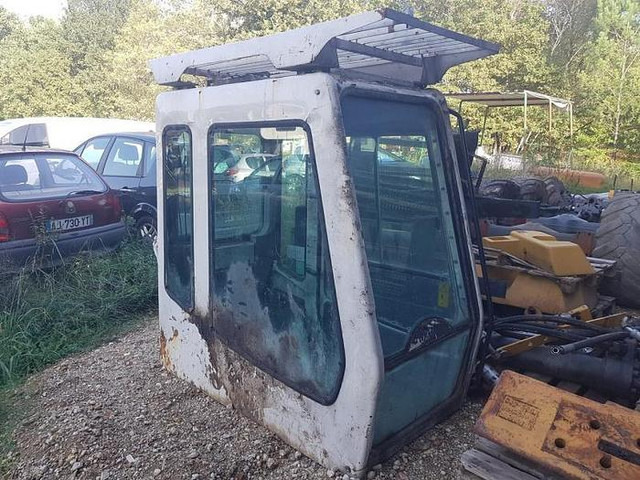 Liebherr A904 R904 A914 R914 A924 R924 A934 R934 A944 R944 A954 R954 - - Кабина для Строительной техники: фото 3 Liebherr A904 R904 A914 R914 A924 R924 A934 R934 A944 R944 A954 R954 - - Кабина для Строительной техники: фото 3