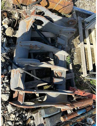 Volvo L120C/D/E/F/H L90C/D/E/F - Сцепное устройство: фото 2 Volvo L120C/D/E/F/H L90C/D/E/F - Сцепное устройство: фото 2