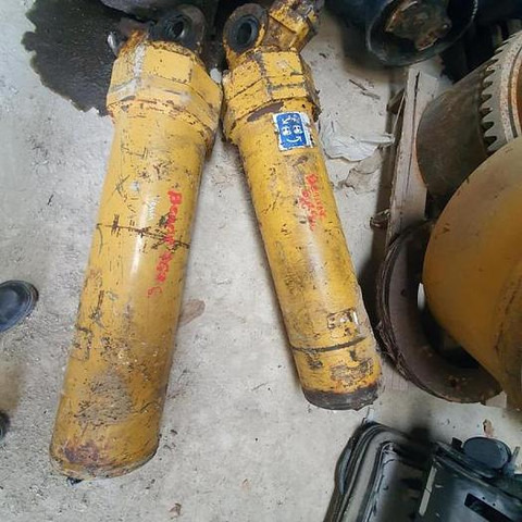 Caterpillar HG/08 VERRIN BENNE 769C 769D 771C 771D - - Запчасти: фото 1 Caterpillar HG/08 VERRIN BENNE 769C 769D 771C 771D - - Запчасти: фото 1