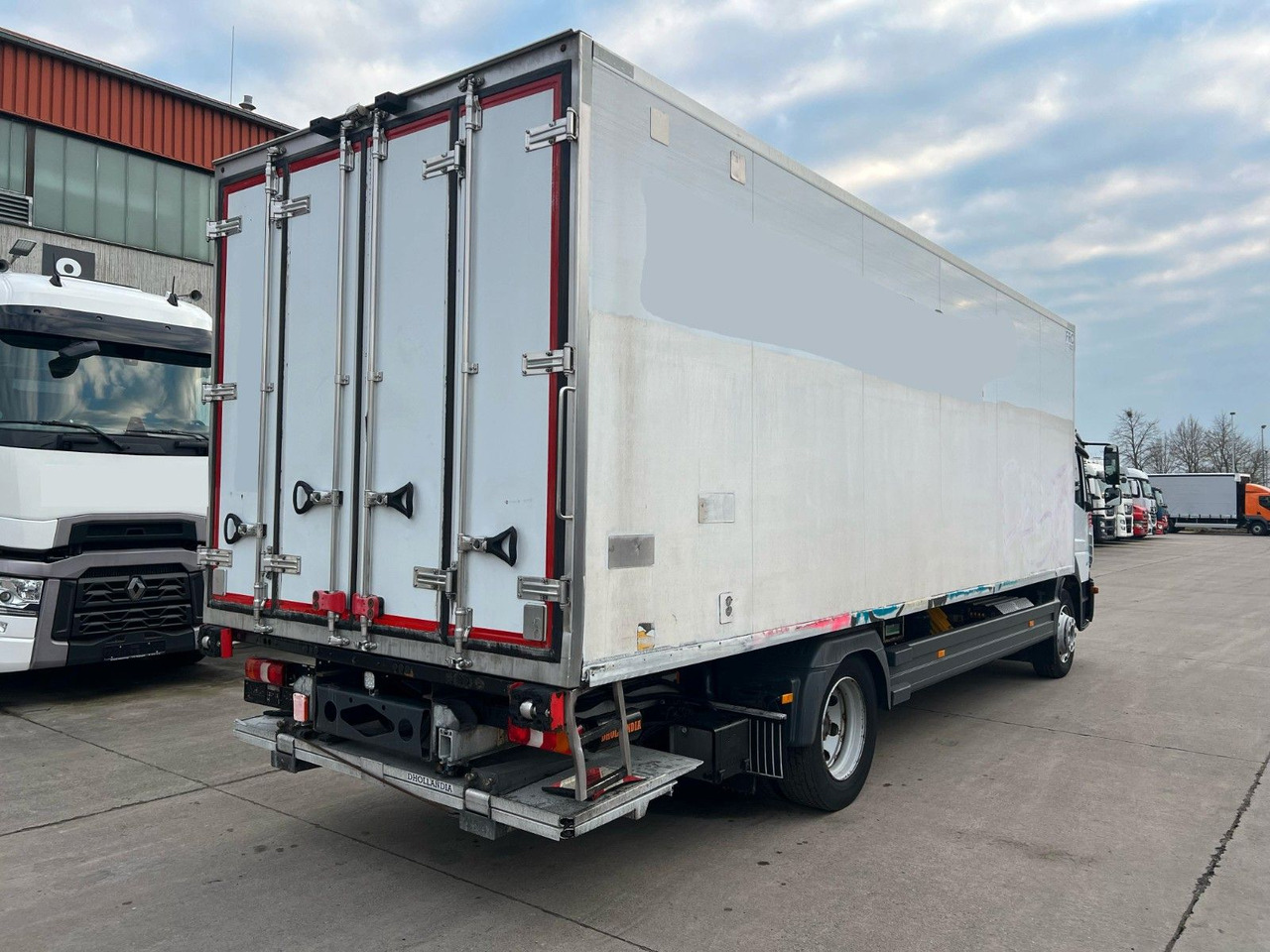 Mercedes-Benz Atego 1527 * THERMO KING * KAMERA * LBW 1,5t * - Рефрижератор: фото 4 Mercedes-Benz Atego 1527 * THERMO KING * KAMERA * LBW 1,5t * - Рефрижератор: фото 4