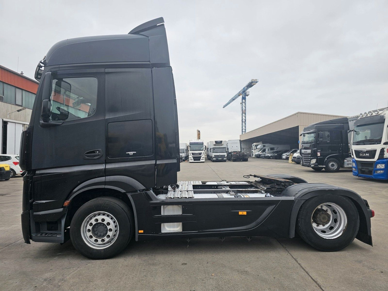 Mercedes-Benz ACTROS 1845 * MOTORSCHADEN * KLIMA * - Тягач: фото 4 Mercedes-Benz ACTROS 1845 * MOTORSCHADEN * KLIMA * - Тягач: фото 4