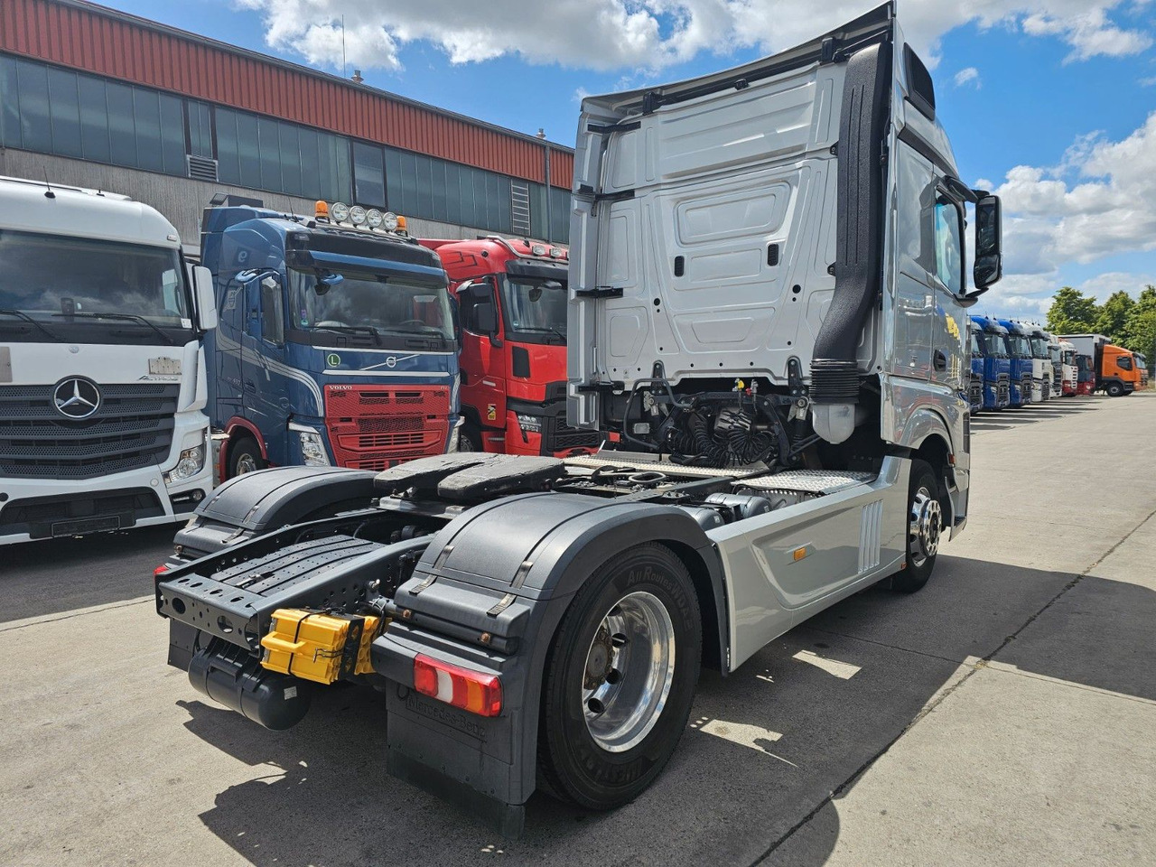 Mercedes-Benz ACTROS 1851 * 2X VORHANDEN * ACC * STANDH. *EUR5 - Тягач: фото 5 Mercedes-Benz ACTROS 1851 * 2X VORHANDEN * ACC * STANDH. *EUR5 - Тягач: фото 5