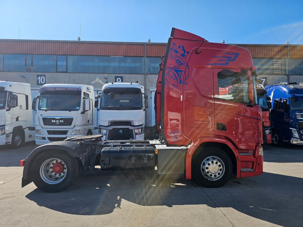 Scania R 460 * BRANDSCHADEN * ACC * RETARDER * LEDER * - Тягач: фото 4 Scania R 460 * BRANDSCHADEN * ACC * RETARDER * LEDER * - Тягач: фото 4