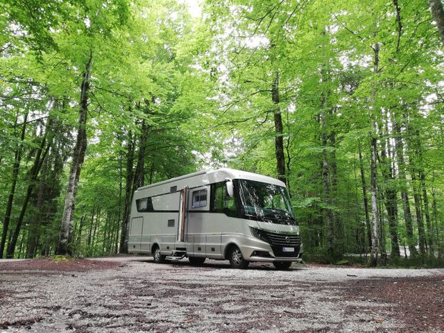 Niesmann + Bischoff Flair 880 BE - Интегрированный автодом: фото 1 Niesmann + Bischoff Flair 880 BE - Интегрированный автодом: фото 1