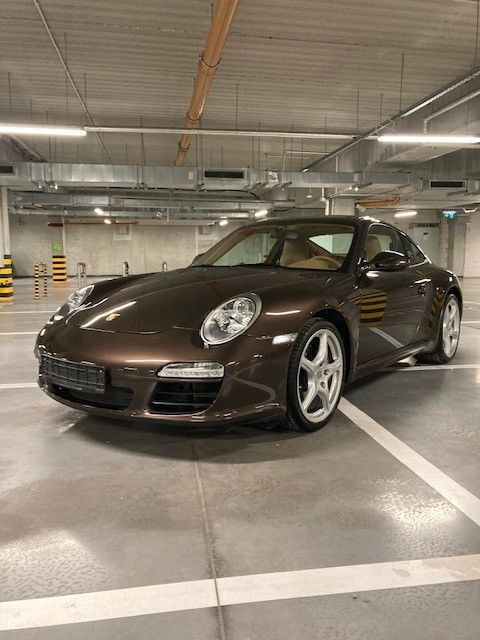 Porsche 997 - Легковой автомобиль: фото 1 Porsche 997 - Легковой автомобиль: фото 1
