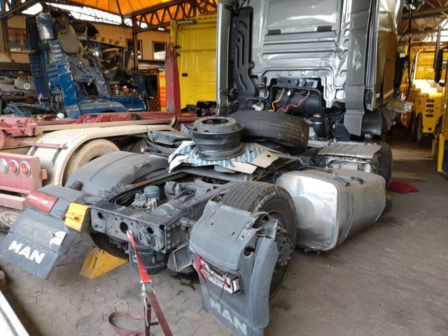 MAN TGX 18.510 - Тягач: фото 5 MAN TGX 18.510 - Тягач: фото 5