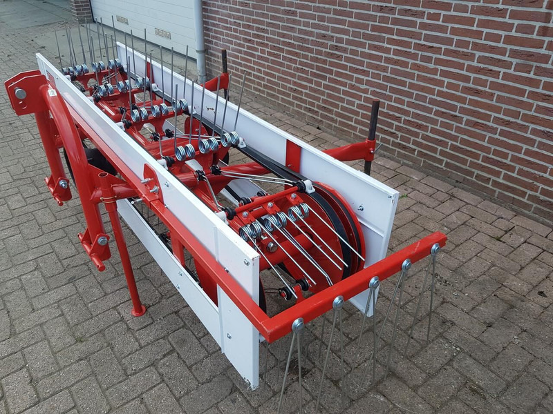 Onbekend Bandhooier - Сеноворошилка: фото 3 Onbekend Bandhooier - Сеноворошилка: фото 3