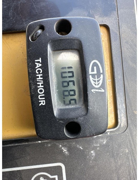 Измельчитель пней Stobbenfrees SC30TX - Gebruikt: фото 10