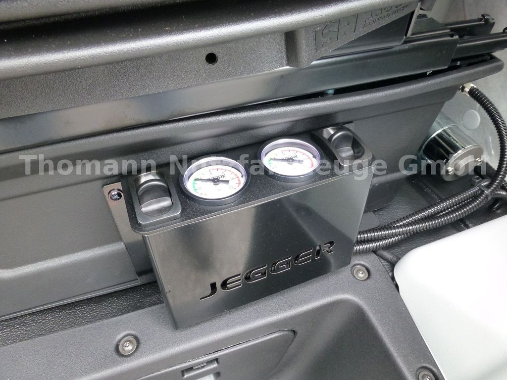 Новый Эвакуатор, Коммерческий автомобиль Iveco Daily 35S18 Autotransporter Klimaaut. Premium: фото 24