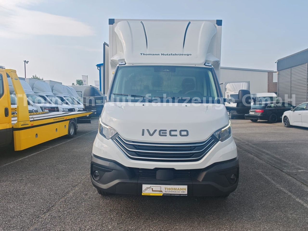Iveco Daily 35S18 Koffer + LBW Navi/ACC Tempomat - Фургон с закрытым кузовом: фото 2 Iveco Daily 35S18 Koffer + LBW Navi/ACC Tempomat - Фургон с закрытым кузовом: фото 2