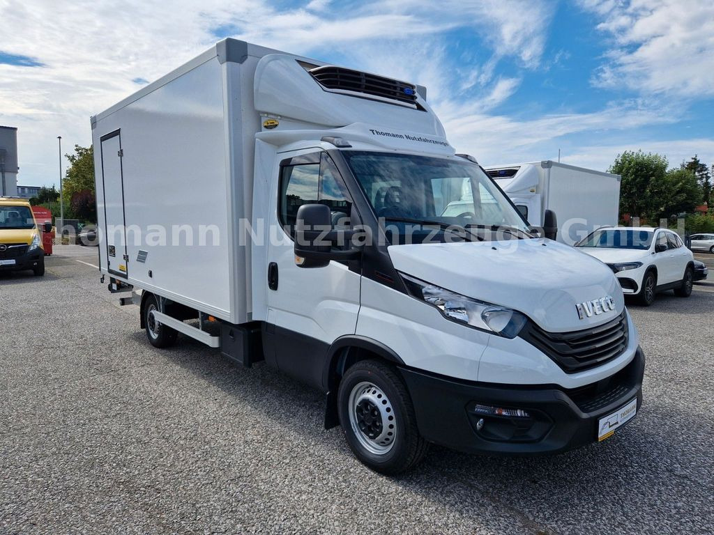 Iveco Daily 35S18 Kühlkoffer LBW BÄR Xarios 300 GH Iveco Daily 35S18 Kühlkoffer LBW BÄR Xarios 300 GH - Фургон-рефрижератор: фото 1 Iveco Daily 35S18 Kühlkoffer LBW BÄR Xarios 300 GH Iveco Daily 35S18 Kühlkoffer LBW BÄR Xarios 300 GH - Фургон-рефрижератор: фото 1
