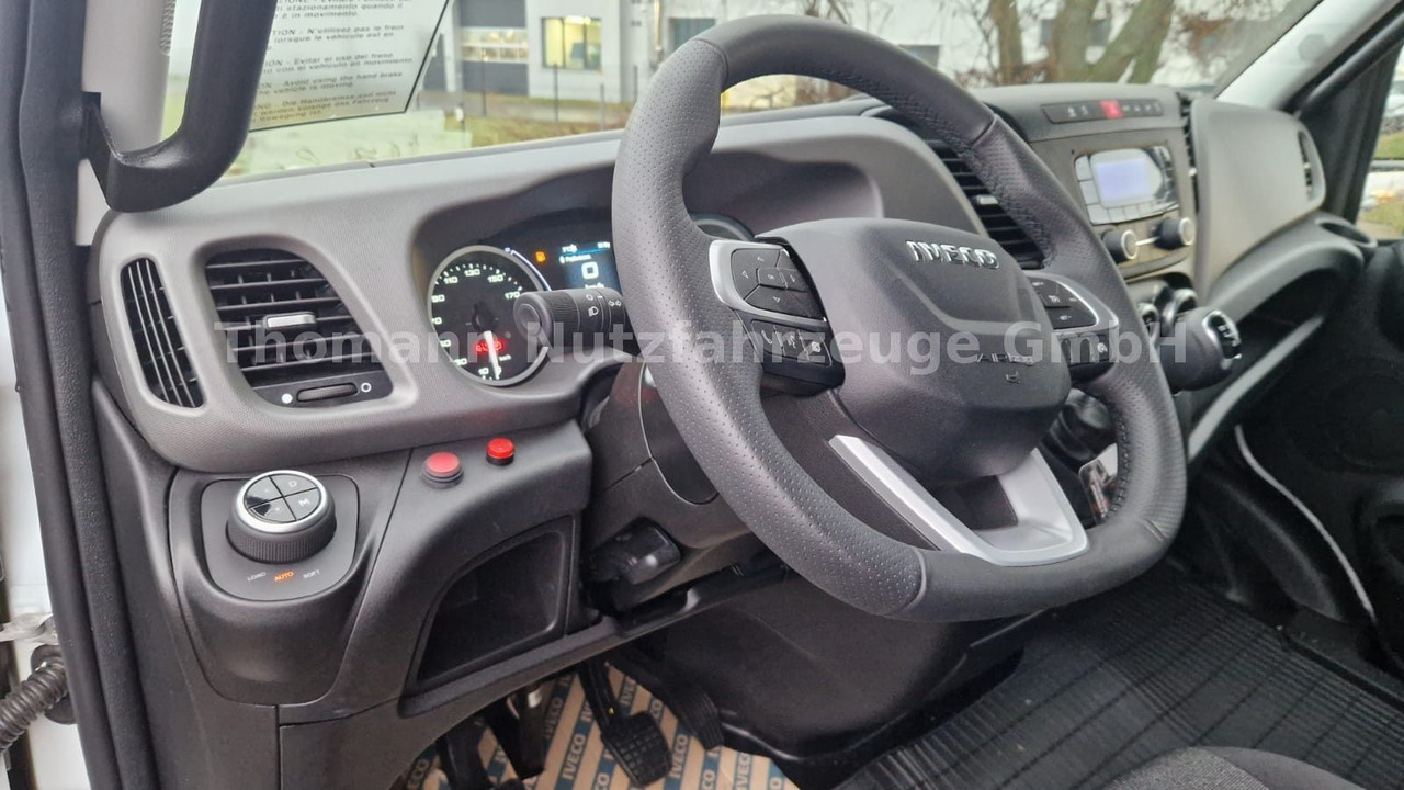 Iveco Daily 70C18H Pritsche Plane 1000KG LBW Luftfeder Iveco Daily 70C18H Pritsche Plane 1000KG LBW Luftfeder - Тентованный фургон: фото 4 Iveco Daily 70C18H Pritsche Plane 1000KG LBW Luftfeder Iveco Daily 70C18H Pritsche Plane 1000KG LBW Luftfeder - Тентованный фургон: фото 4