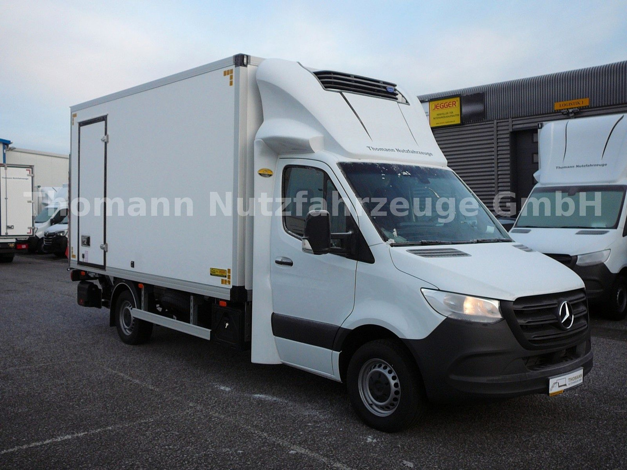 Mercedes-Benz Sprinter 317 CDI Kühlkoffer Xarios 300 LBW - Фургон-рефрижератор: фото 3 Mercedes-Benz Sprinter 317 CDI Kühlkoffer Xarios 300 LBW - Фургон-рефрижератор: фото 3