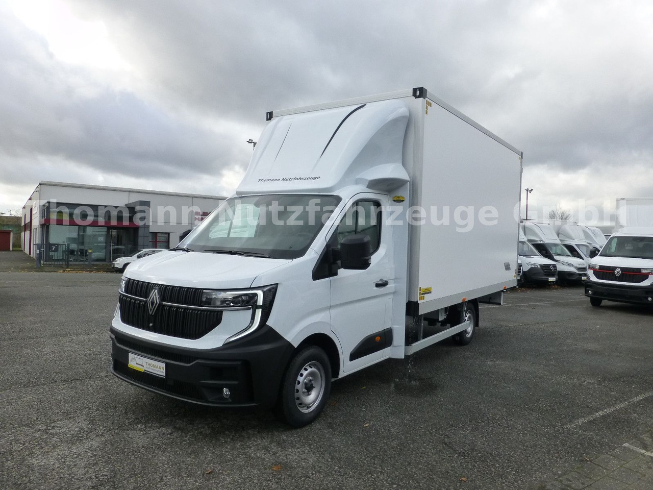 Renault NEW Master 2025 Koffer Türen Möbelkoffer - Фургон с закрытым кузовом: фото 2 Renault NEW Master 2025 Koffer Türen Möbelkoffer - Фургон с закрытым кузовом: фото 2