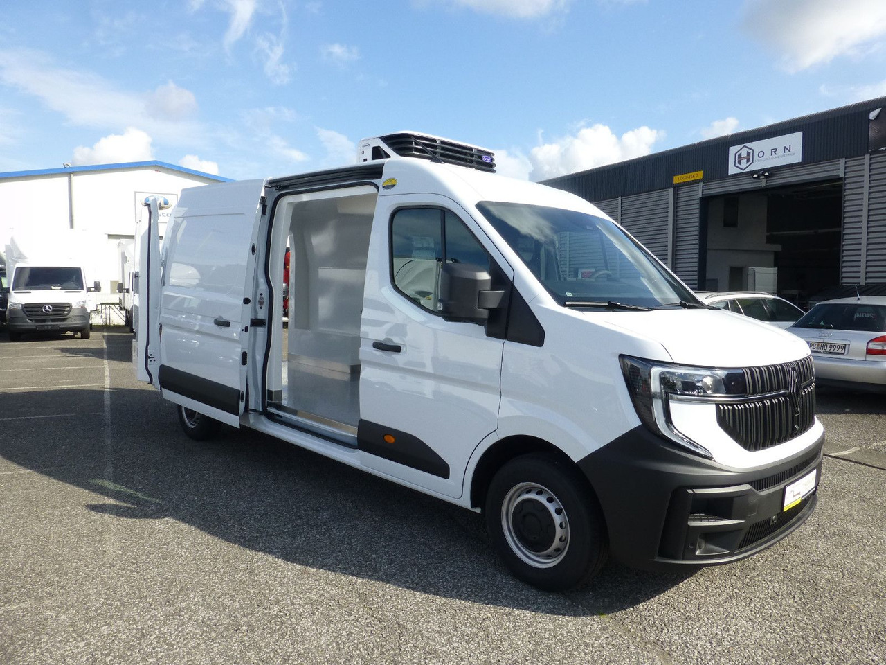 Renault NEW Master Kühlkastenwagen Xarios 300 GH - Фургон-рефрижератор: фото 2 Renault NEW Master Kühlkastenwagen Xarios 300 GH - Фургон-рефрижератор: фото 2