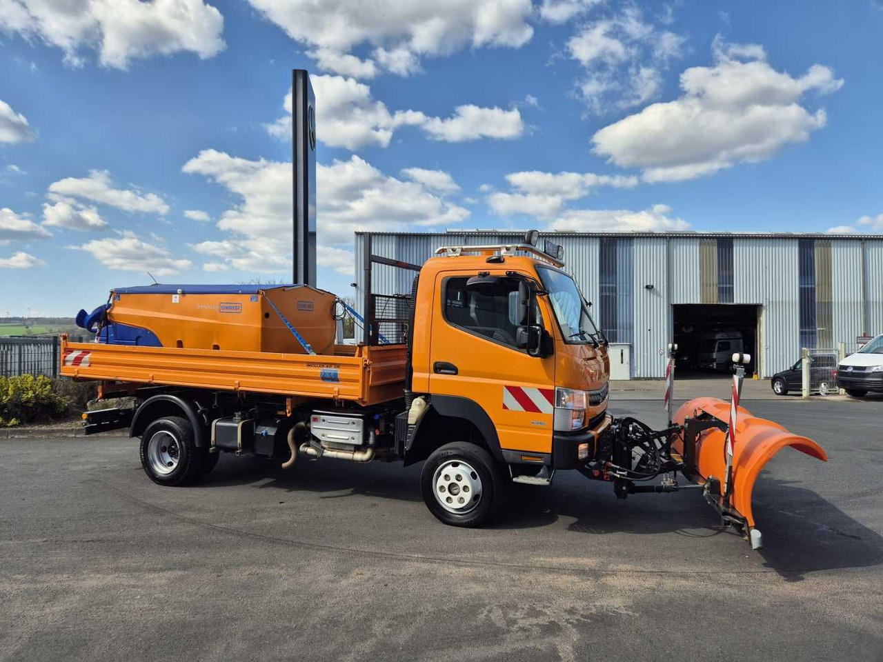FUSO Canter 6C18 4x4 Kipper Winterdienst Schild 2xAHK - Малотоннажный самосвал: фото 5 FUSO Canter 6C18 4x4 Kipper Winterdienst Schild 2xAHK - Малотоннажный самосвал: фото 5