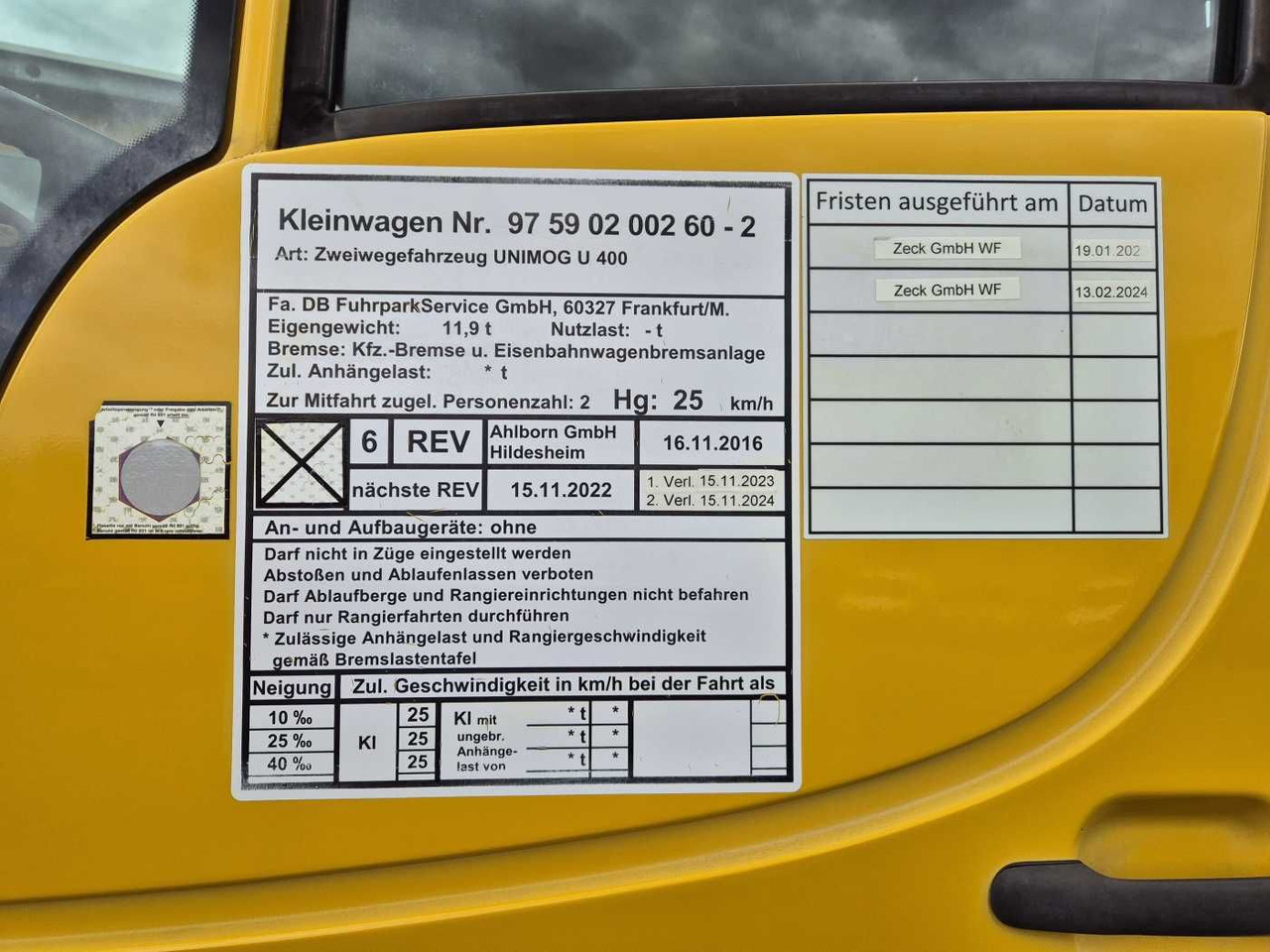 Грузовик Mercedes-Benz Unimog U400 4x4 Zweiwege ZAGRO 800t/52 Achsen: фото 10 Грузовик Mercedes-Benz Unimog U400 4x4 Zweiwege ZAGRO 800t/52 Achsen: фото 10