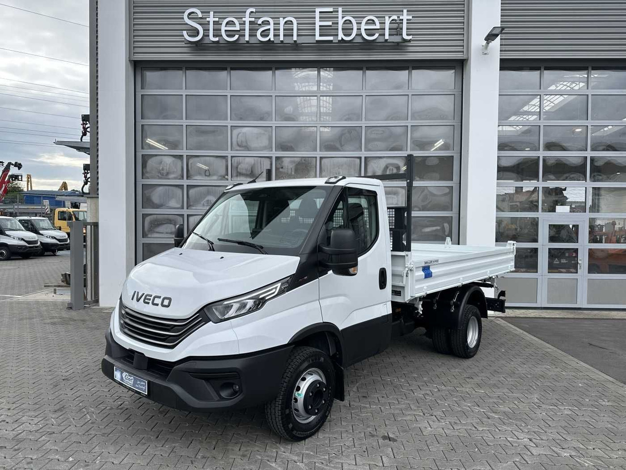 Iveco 70C18H 3-S.-Kipper Meiller *R3.450mm*2xAHK* - Малотоннажный самосвал: фото 1 Iveco 70C18H 3-S.-Kipper Meiller *R3.450mm*2xAHK* - Малотоннажный самосвал: фото 1