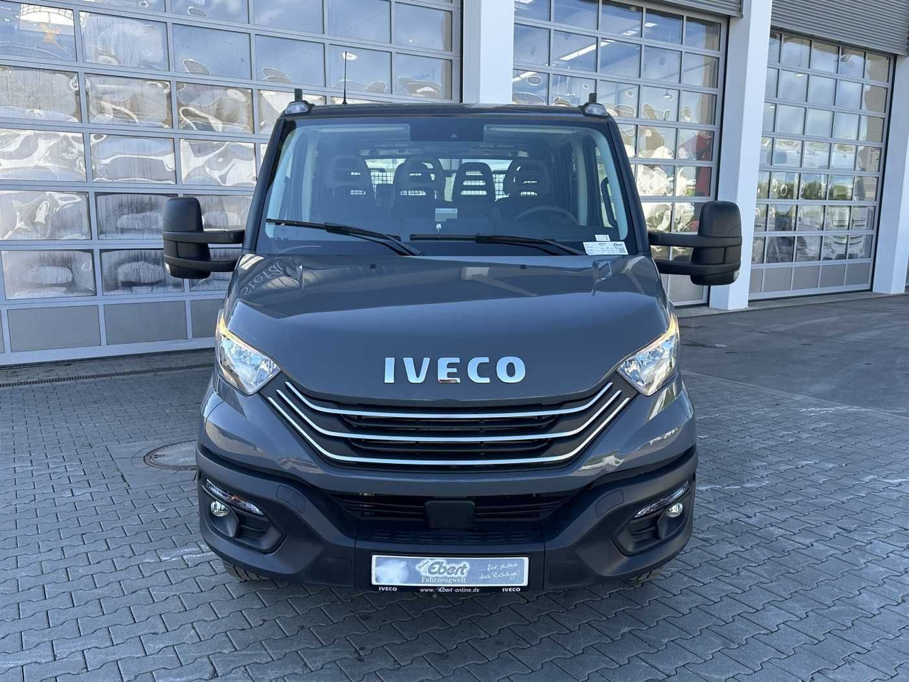 Iveco 70C18H Meiller 3-S.Kipper *R.3750mm*7Sitze*AHK* - Малотоннажный самосвал: фото 2 Iveco 70C18H Meiller 3-S.Kipper *R.3750mm*7Sitze*AHK* - Малотоннажный самосвал: фото 2