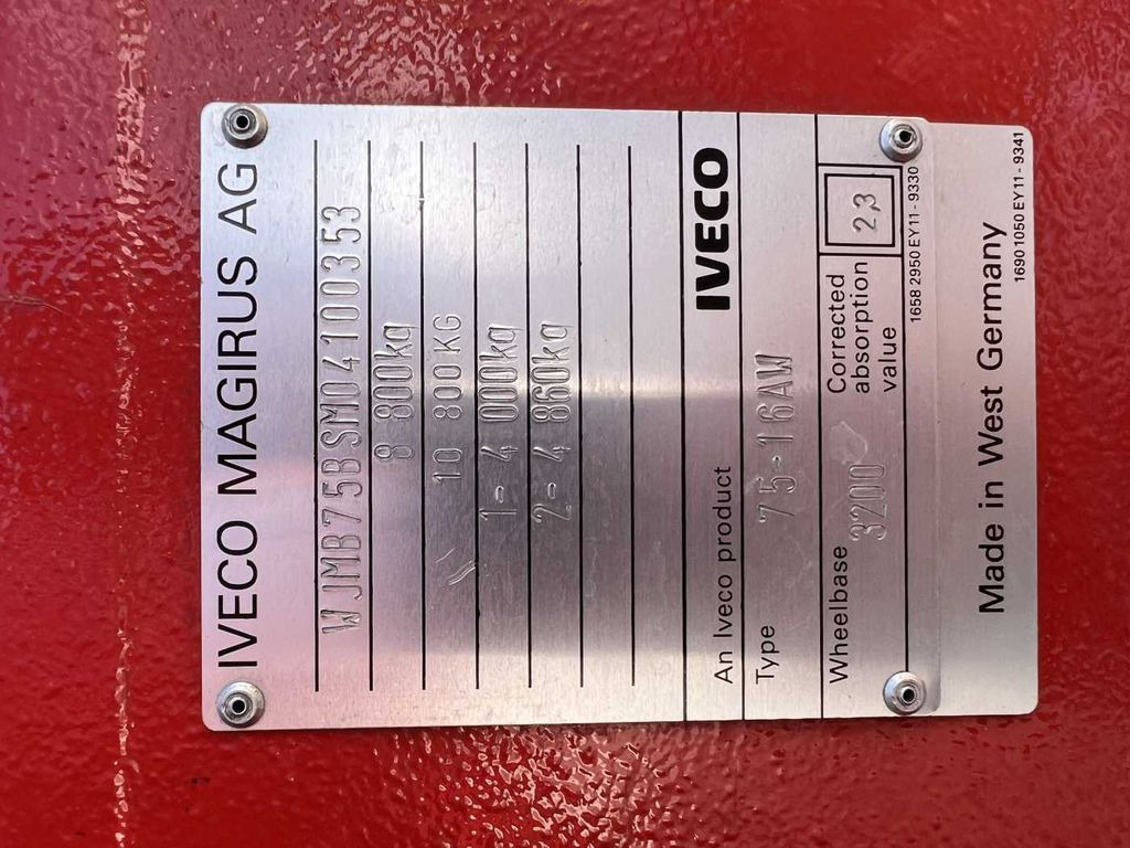 Пожарная машина Iveco 75-16 AW 4x4 LF8 Feuerwehr Standheizung 9 Sitze: фото 15 Пожарная машина Iveco 75-16 AW 4x4 LF8 Feuerwehr Standheizung 9 Sitze: фото 15