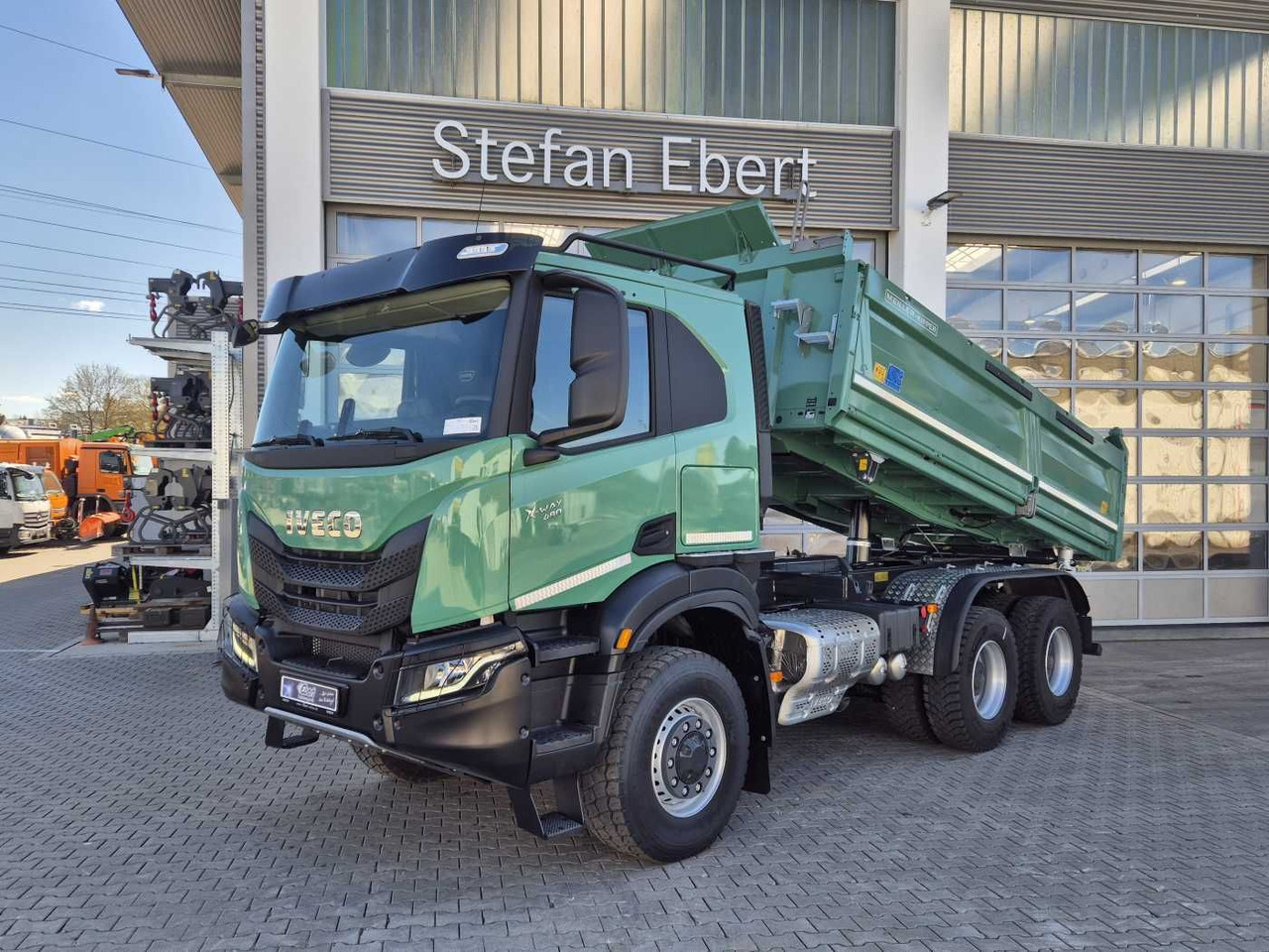 Iveco AT300X48Z HR OFF 6x4 Meiller-Kipper + Bordmatik - Самосвал: фото 1 Iveco AT300X48Z HR OFF 6x4 Meiller-Kipper + Bordmatik - Самосвал: фото 1
