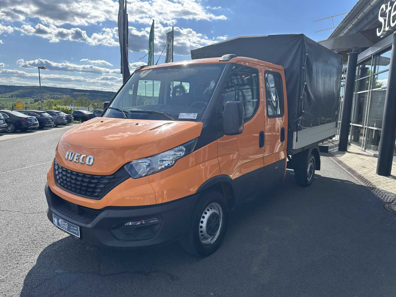 Iveco Daily 35S14 Pritsche+Plane *AHK*Ladekran*7-Sitze - Малотоннажный бортовой грузовик: фото 3 Iveco Daily 35S14 Pritsche+Plane *AHK*Ladekran*7-Sitze - Малотоннажный бортовой грузовик: фото 3