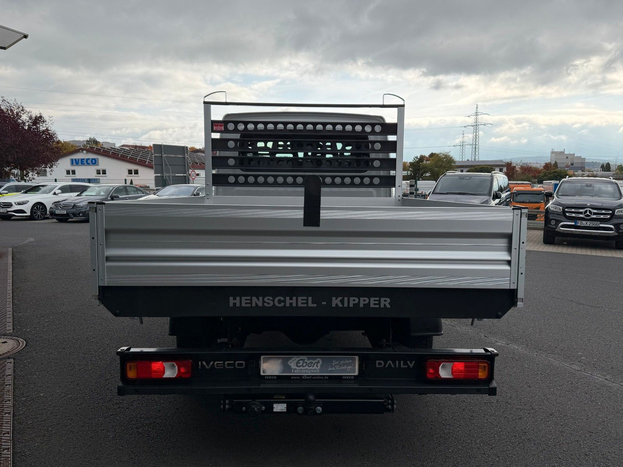 Iveco Daily 35S16 A8 *R.3450mm*Automatik*AHK*7-Sitze* - Малотоннажный самосвал, Грузопассажирский фургон: фото 5 Iveco Daily 35S16 A8 *R.3450mm*Automatik*AHK*7-Sitze* - Малотоннажный самосвал, Грузопассажирский фургон: фото 5