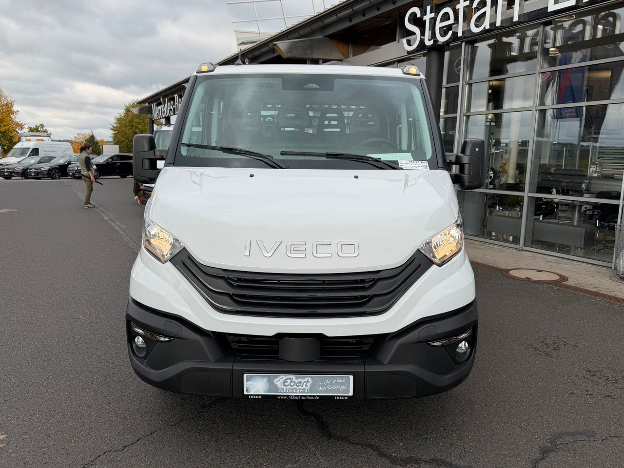 Iveco Daily 35S16 A8 *R.3450mm*Automatik*AHK*7-Sitze* - Малотоннажный самосвал, Грузопассажирский фургон: фото 2 Iveco Daily 35S16 A8 *R.3450mm*Automatik*AHK*7-Sitze* - Малотоннажный самосвал, Грузопассажирский фургон: фото 2