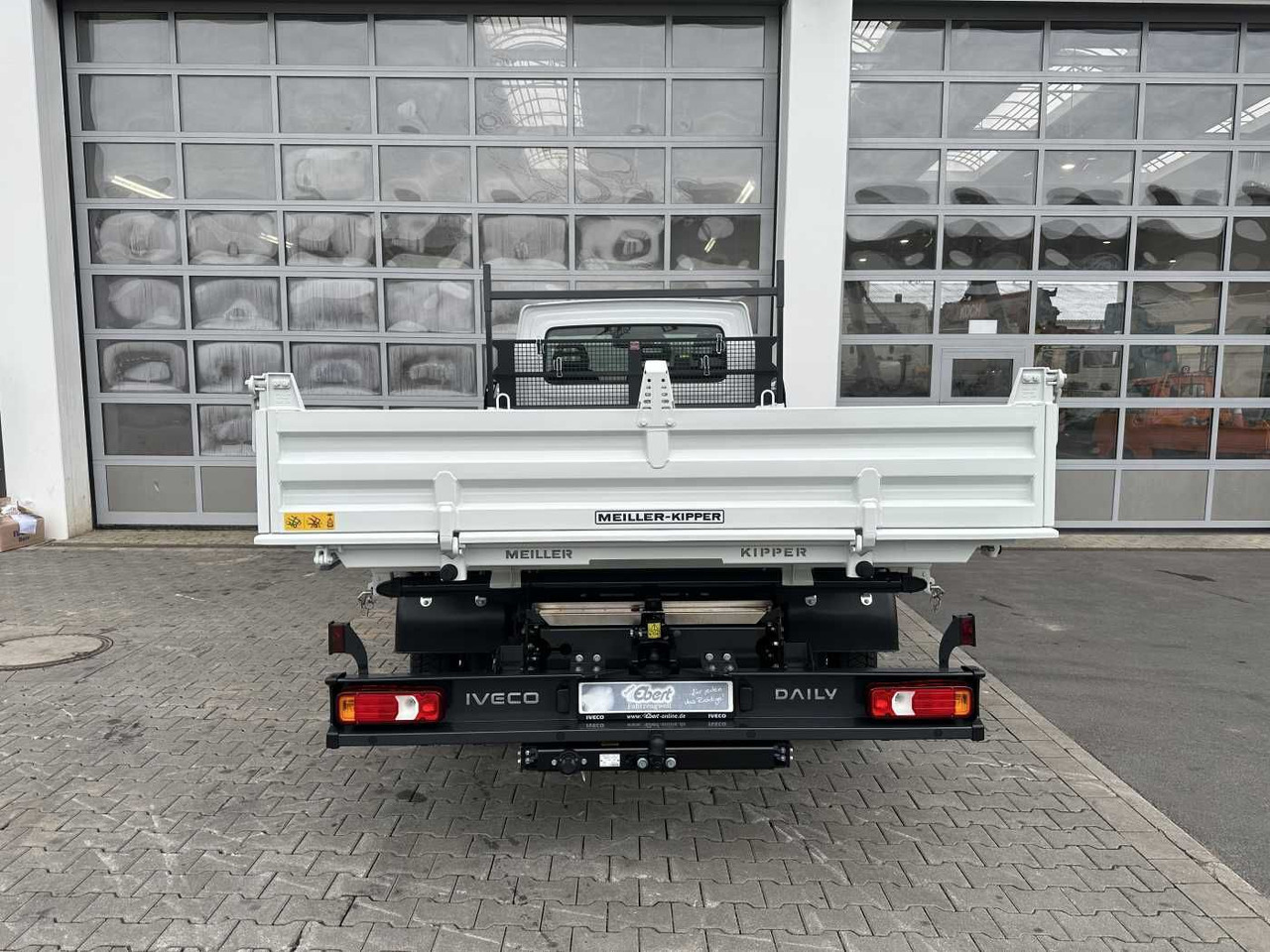 Iveco Daily 70C18H 3-S.-Kipper *R3.750mm*2xAHK* 4x - Малотоннажный самосвал: фото 5 Iveco Daily 70C18H 3-S.-Kipper *R3.750mm*2xAHK* 4x - Малотоннажный самосвал: фото 5