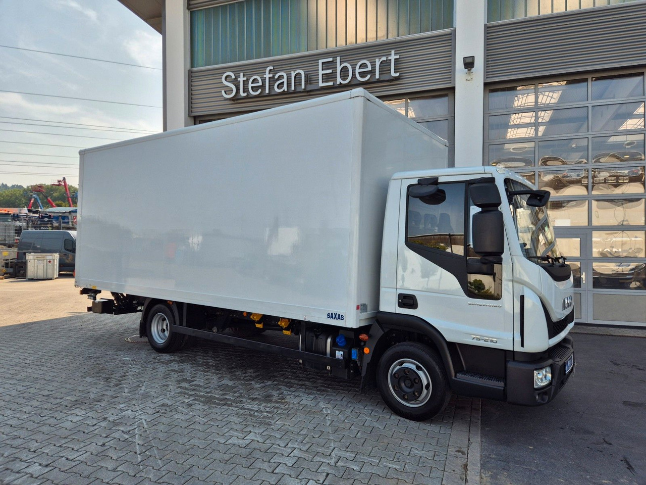 Iveco Eurocargo ML75E21/P LBW 3 Sitze Klima ACC 4 St. - Фургон с закрытым кузовом: фото 4 Iveco Eurocargo ML75E21/P LBW 3 Sitze Klima ACC 4 St. - Фургон с закрытым кузовом: фото 4